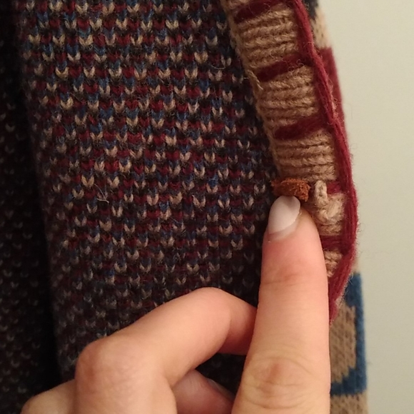 Unique vintage roots wool sweater - Picture 4 of 5